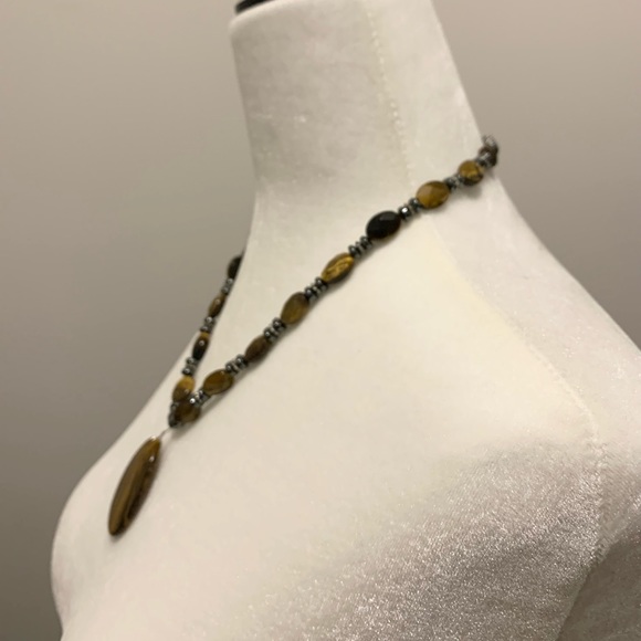 Necklace - Picture 3 of 4